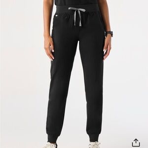 Figs Women's Zamora Black Joggers
